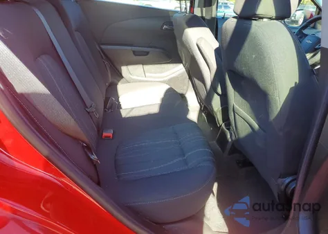 2016 Chevrolet Sonic Lt z USA, uszkodzony, nr VIN 1G1JC6SB2G4155447